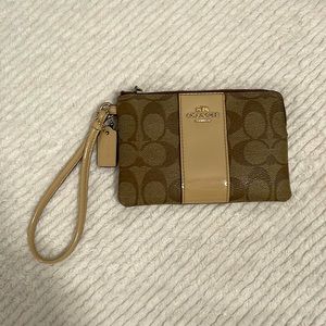 🌸2 For $25🌸 Coach Wrislet